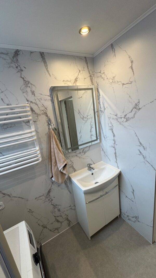 PANEL ŚCIENNY FROSTED MARBLE MAT 120x60x0,4cm w ofercie kamienia naturalnego Kamień Ekspert