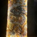 Transparetny Kamień Elastyczny Quarry Ochre 280x122x0,3 — transparentny kamień w rolce, do dekoracji ścian, mebli i podświetlanych aranżacji
