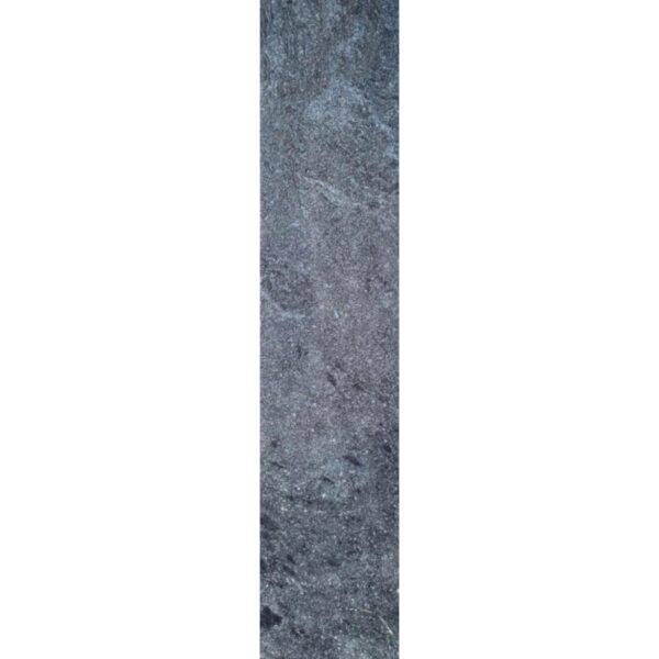 Stopień granitowy Black Forest szczotkowany 150x33x2 cm w ofercie kamienia naturalnego Kamień Ekspert