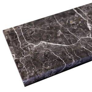 Stopień marmurowy Tempesta Nera szlifowany z bullnose 135x33x3 cmStopień marmurowy Tempesta Nera szlifowany z bullnose 135x33x3 cm - obrazek 4