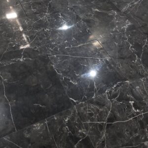 Płytki marmur Tempesta Nera polerowany 20,3x20,3x1 cm - obrazek 4