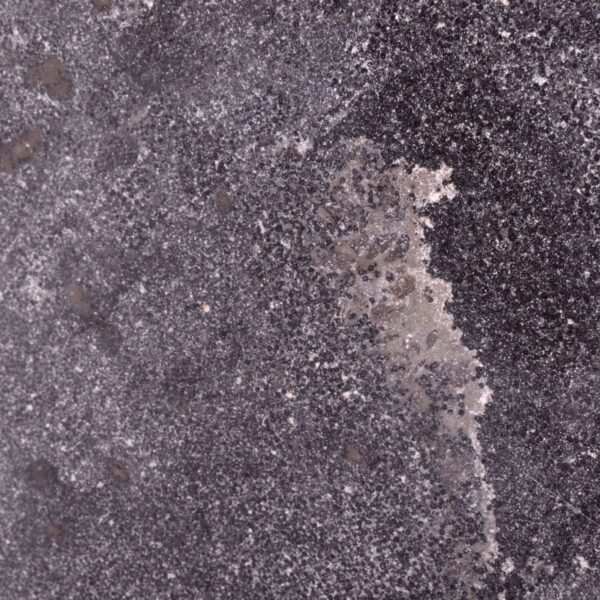 plytki-wapien-l828-szlifowany-i-bebnowany1-20x20x2-cm